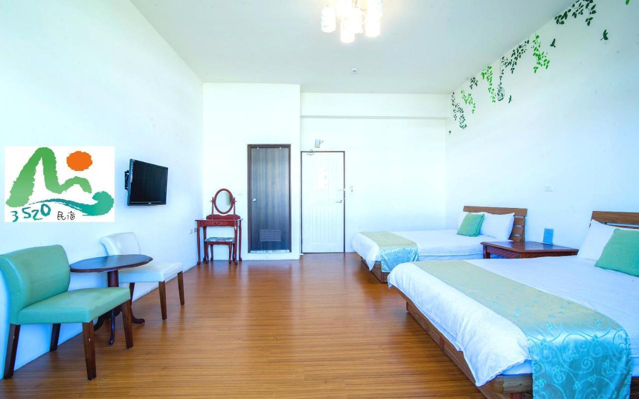 3520 Homestay T'ai-tung Exteriör bild