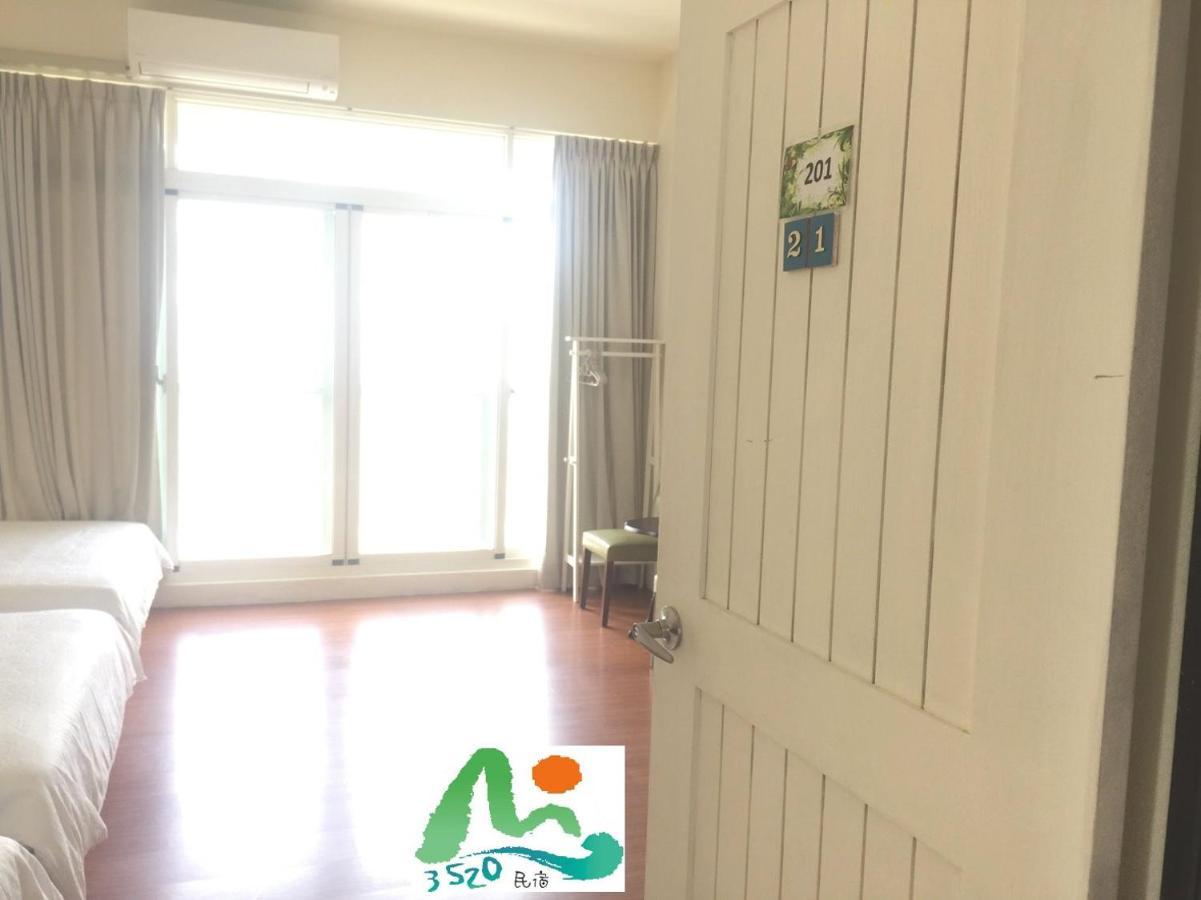 3520 Homestay T'ai-tung Exteriör bild