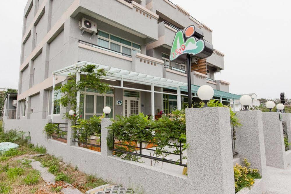 3520 Homestay T'ai-tung Exteriör bild